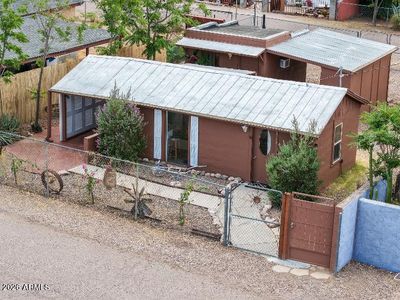 313 W Palma Street