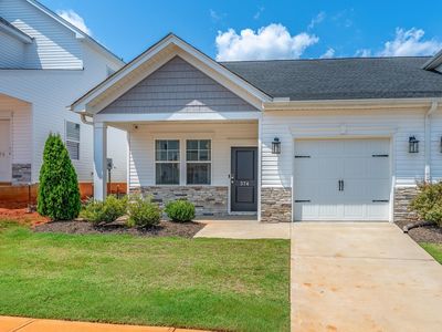 374 Highline Trl