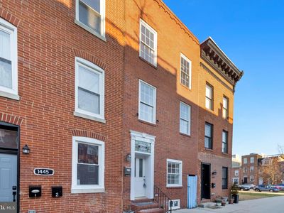 1447 William St