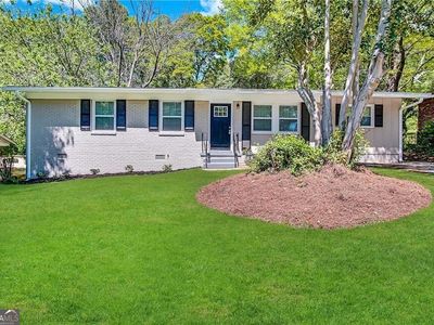 310 Oak Dr SE