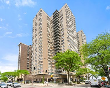 6301 N Sheridan Rd APT 10G