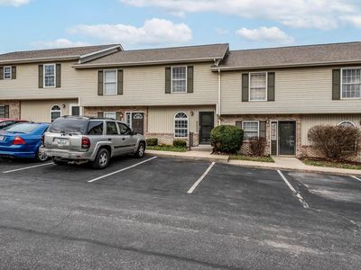 734 E Sherwood Hills Dr