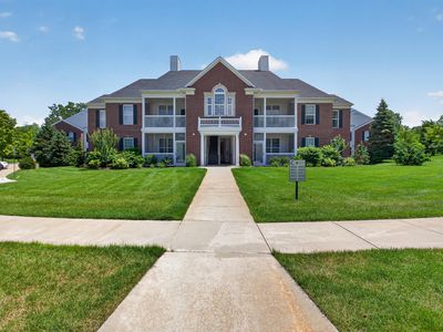 1928 Coventry Cir