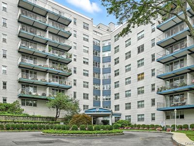 499 N. Broadway #2J
