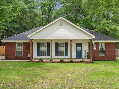Property at 1272 Timberline Ct, Axis, AL