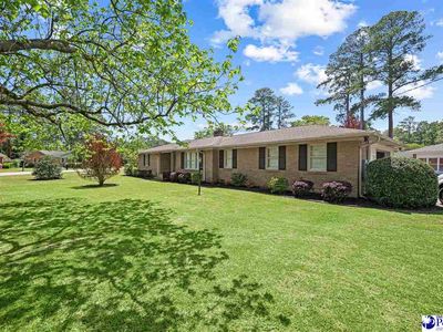 1722 Stratford Cir