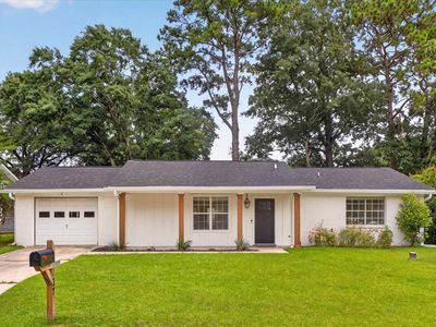 127 Saint Marks Dr