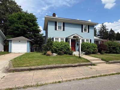 302 Walsh St