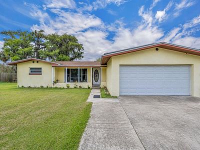 1336 E Lake Shore Blvd