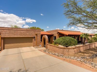 1760 W Camino Urbano