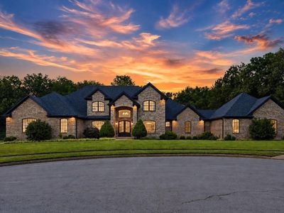 211 Wedgewood Cir