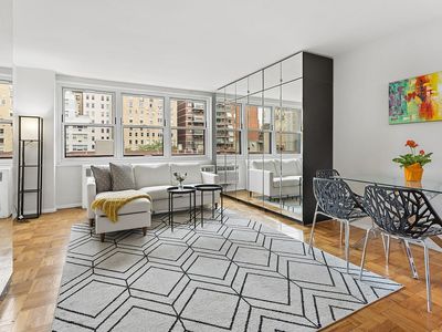 315 E 70th St APT 8B