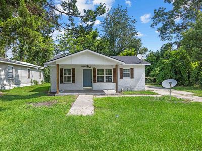 Property at 61 E Davis Ave, Lakeland, GA
