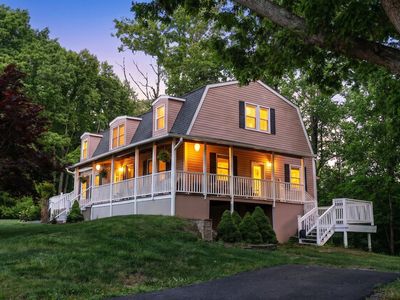 875 Campbells Hollow Rd