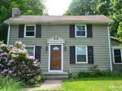 281 Hart Street