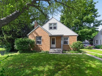 406 N Sherman Ave