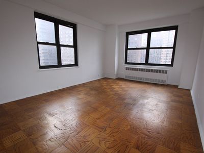 266 E Broadway APT B603