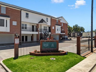 600 Bagby Ave APT 6B