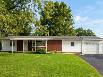 40 Shady Ln