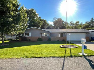 9 Hilltop Dr