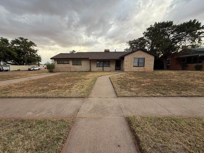 Property at 923 W 3rd St, Spur, TX