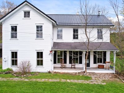 301 Stone Hill Rd