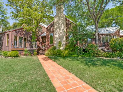 301 Alamo Heights Blvd