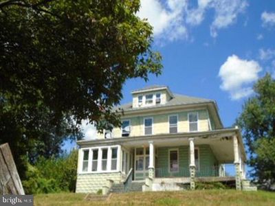 3216 Hamilton Ave