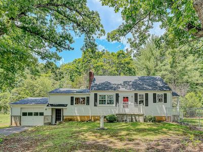 2908 Loch Haven Dr