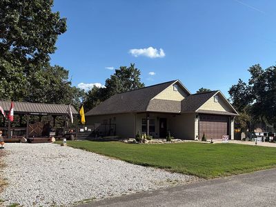 1727 Windsor Dr
