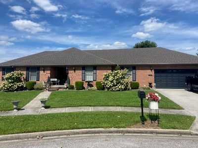 702 Boxwood Dr