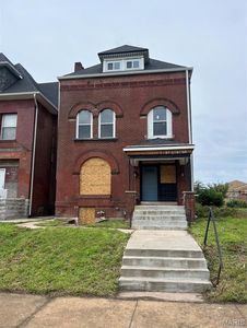 4412 Delmar Blvd
