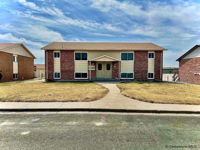 1515 Oxford Dr
