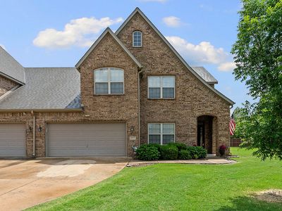 4017 N Meadow View Dr