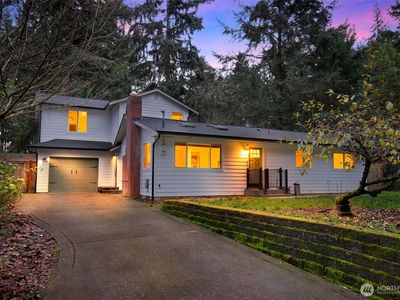 4830 Beverly Drive NE