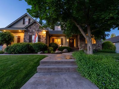 96 N Mountain Vistas Rd