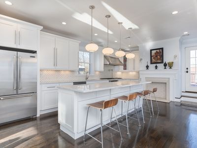 27 Howland St #2
