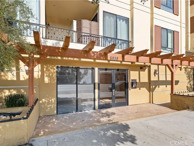 6938 Laurel Canyon Blvd