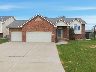 1811 S Tara Falls St