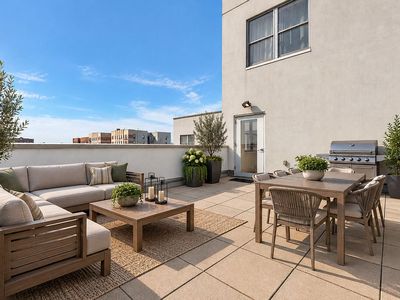 4102 Queens Blvd APT 5E