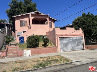 1233 N Evergreen Ave