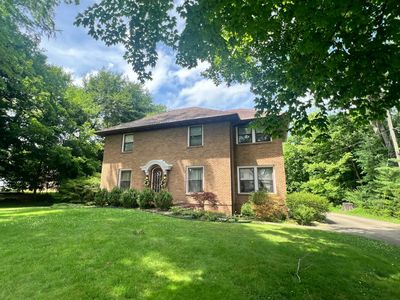 408 W Locust Ln