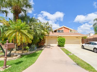 7504 Sierra Drive E