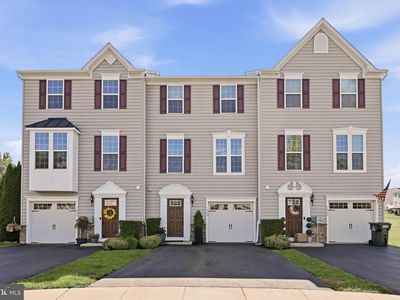 1840 Honeysuckle Ct