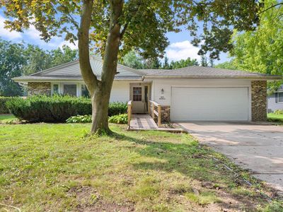 N52W23799 Parkview DRIVE