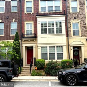 Property at 703 Quayside Ct #95, Oxon Hill, MD