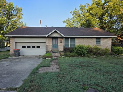Property at 502 Meadowlark Ln, Commerce, OK