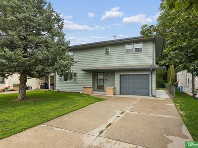 1911 S 48th Ave