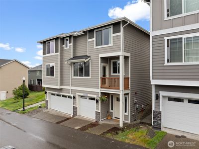 2405 Zeeden Way