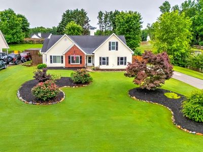 6145 Devonshire Dr